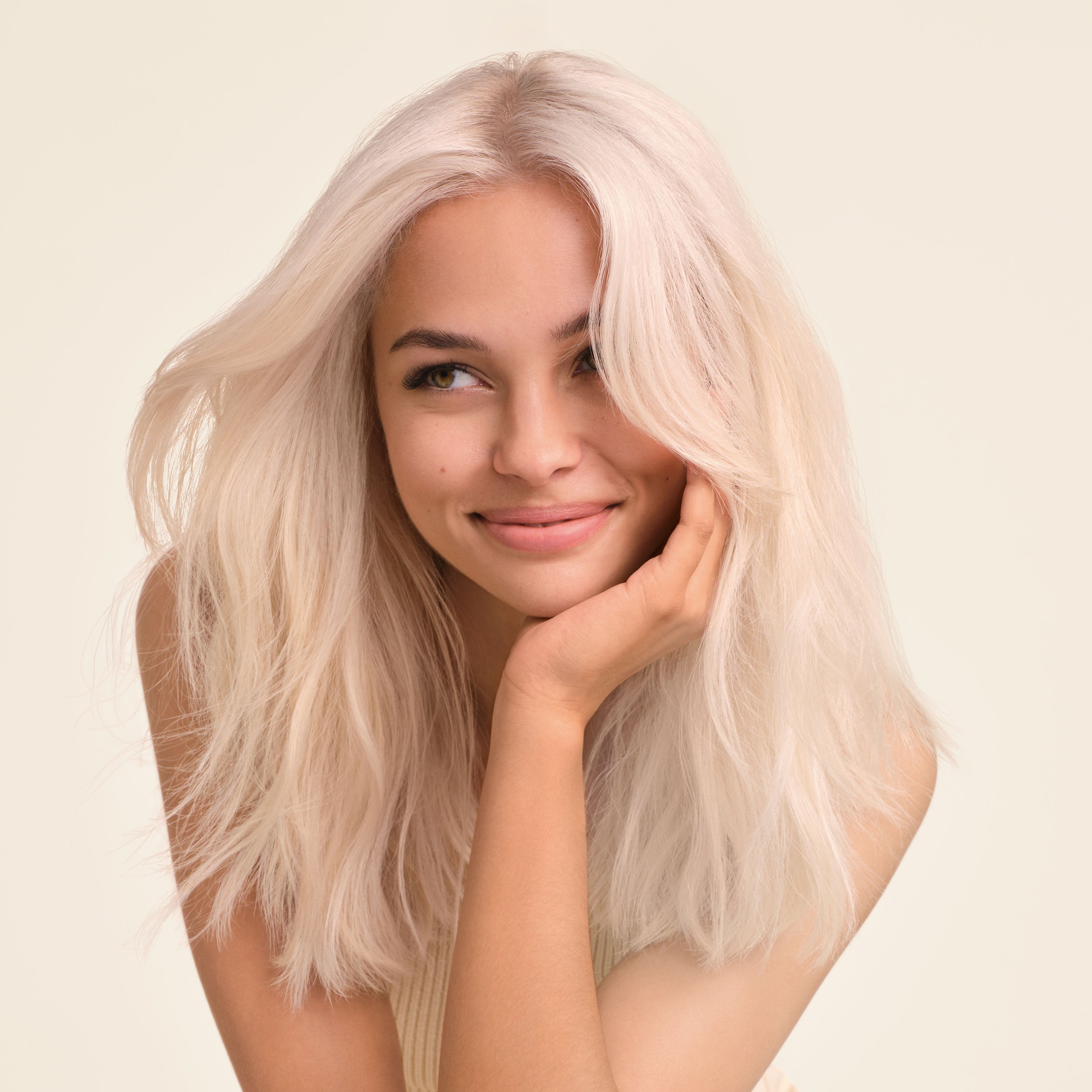 Schwarzkopf Professional BLONDME Cool Blondes Neutralizing Spray Conditioner